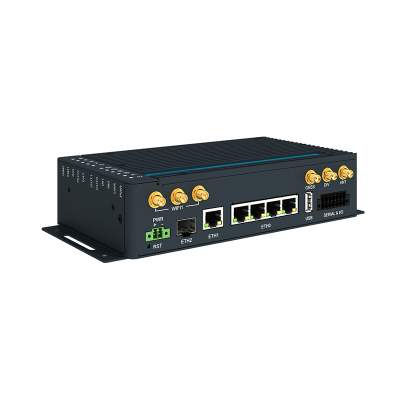 ICR-4400、GLOBAL、5×ETH、1×RS232、1×RS485、CAN、PoE PSE+、WIFI、SFP、USB、SD、无ACC